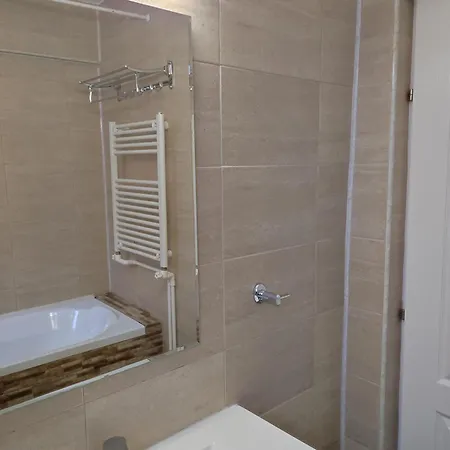 Tomis 99 아파트 콘스탄차