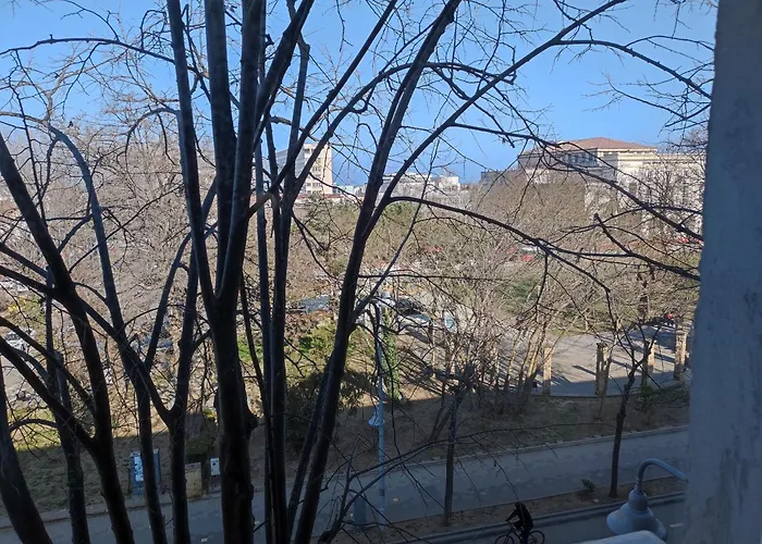 Bulevardul Tomis 99, Apartament 2 Cam, Zona Pietonala Weekend, Vedere Parcul Operei, Ideal Familii