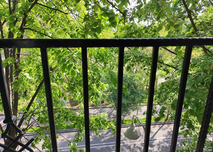 Apartmán Bulevardul Tomis 99, Apartament 2 Cam, Zona Pietonala Weekend, Vedere Parcul Operei, Ideal Familii Constanţa