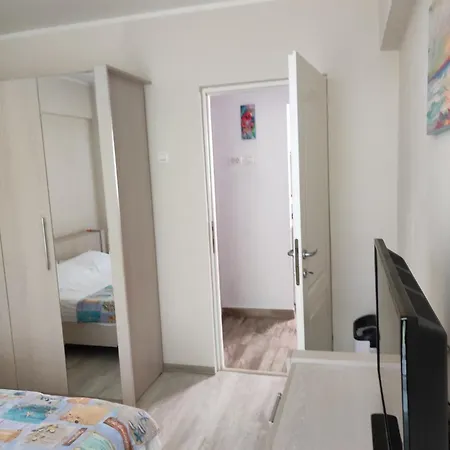 Bulevardul Tomis 99, 2 Cam, Zona Pietonala Weekend, Parcul Operei, Ideal Familii Constanţa