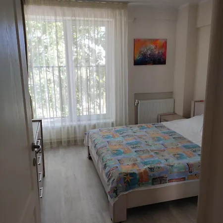 Bulevardul Tomis 99, 2 Cam, Zona Pietonala Weekend, Parcul Operei, Ideal Familii コンスタンツァ